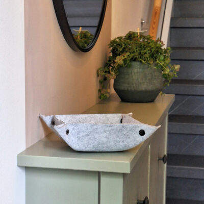 QUVIO Sleutelbak – Vilten – 23 x 23 x 6,5 cm