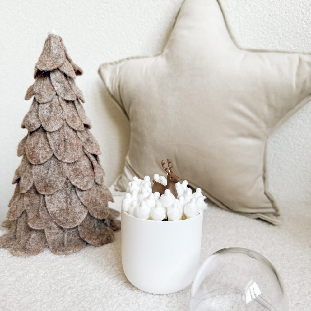 LYVION Wattenstaafjeshouder met hertje – Wit