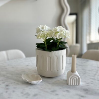 QUVIO Bloempot met druppels – Beton – Diameter 18 cm