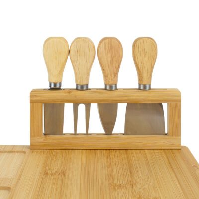 Kaasmessen voor bij het borrelen