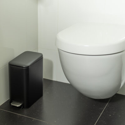 quvio-prullenbak-vierkant-5-l-zwart