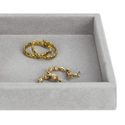 fluweel sieradendoosje in het grijs