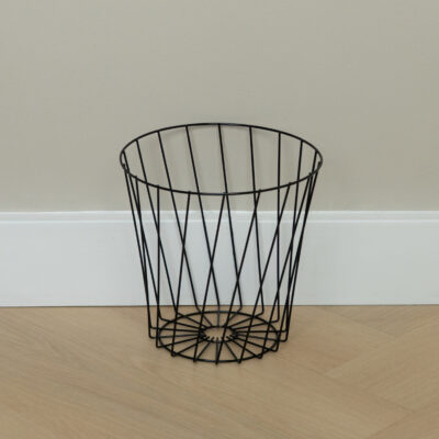 QUVIO Opbergmand – Zwart – Metaal