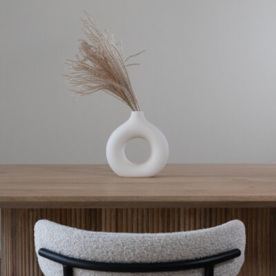 QUVIO Donutvaas – Rond – Keramiek – Gebroken wit – S