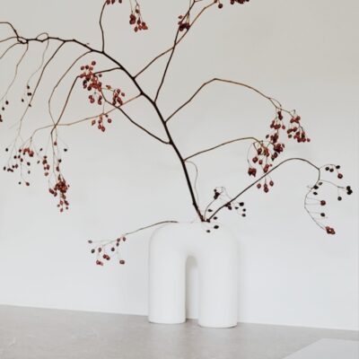 QUVIO Vaas – U vorm – Keramiek – Wit