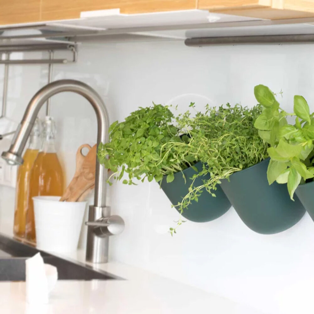 QUVIO Bloempot voor aan de wand – 15 x 43,5 cm – Terracotta