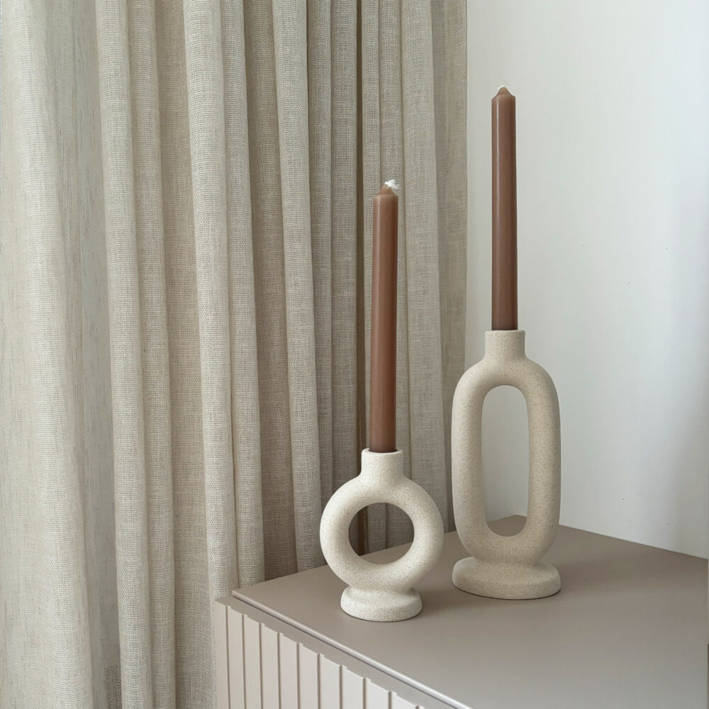 QUVIO Ronde kaarsenhouder – Rond – Keramiek – Gebroken wit – Klein