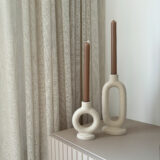 QUVIO Ronde kaarsenhouder – Rond – Keramiek – Gebroken wit – Klein