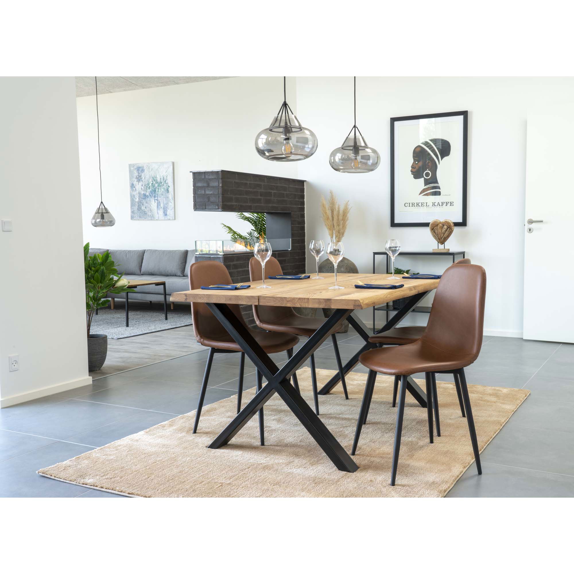 QUVIO Eetkamerstoel Parijs – Lichtbruin Vintage – Set van 2 – Zwart Stalen Poten