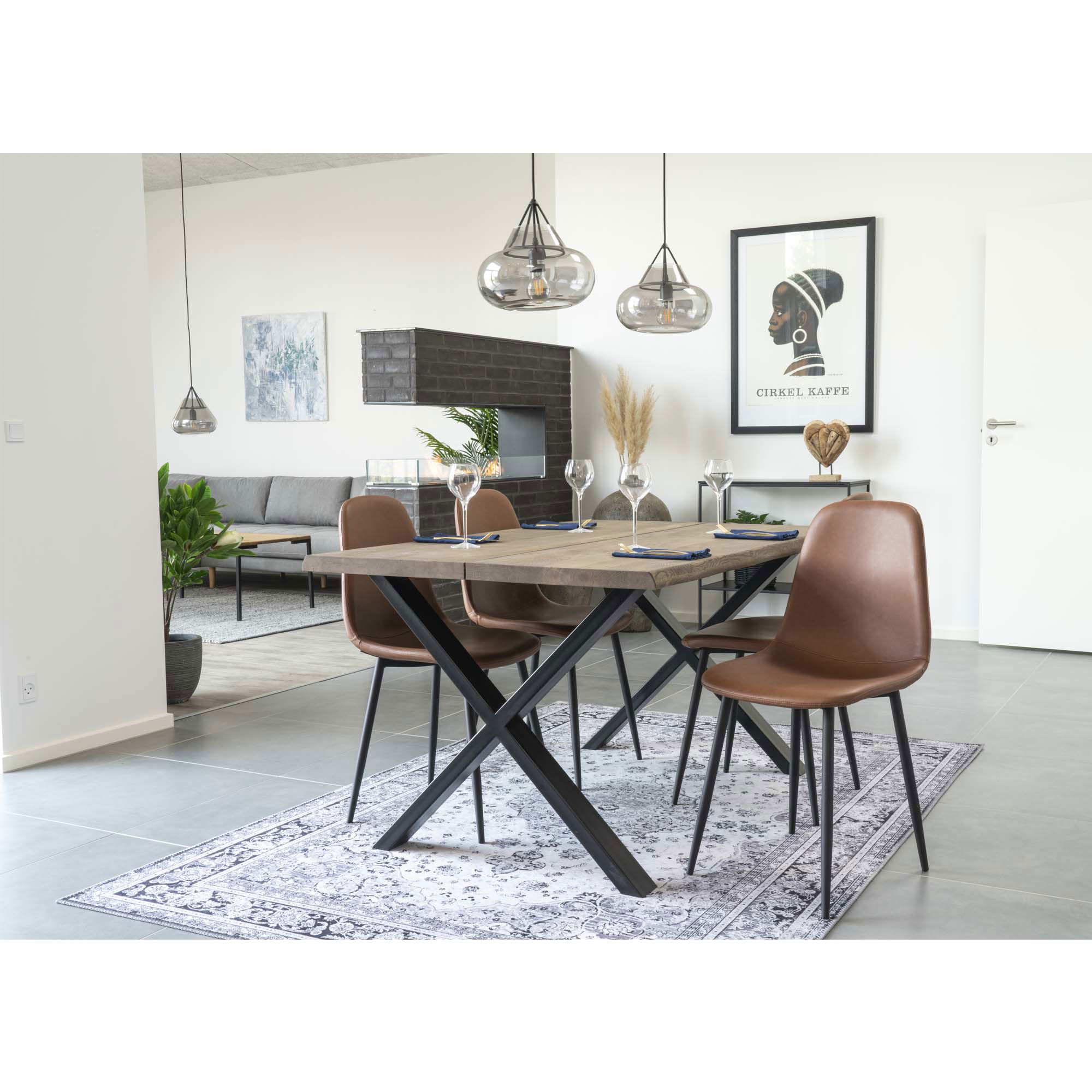 QUVIO Eetkamerstoel Parijs – Lichtbruin Vintage – Set van 2 – Zwart Stalen Poten