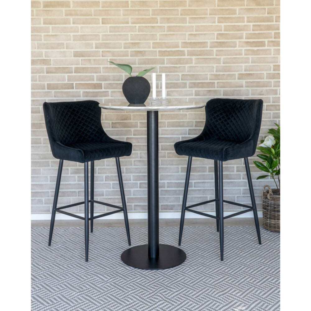 QUVIO Barstoel Miami – Luxe fluweel – Zwart – Stalen poten – 75 cm zithoogte