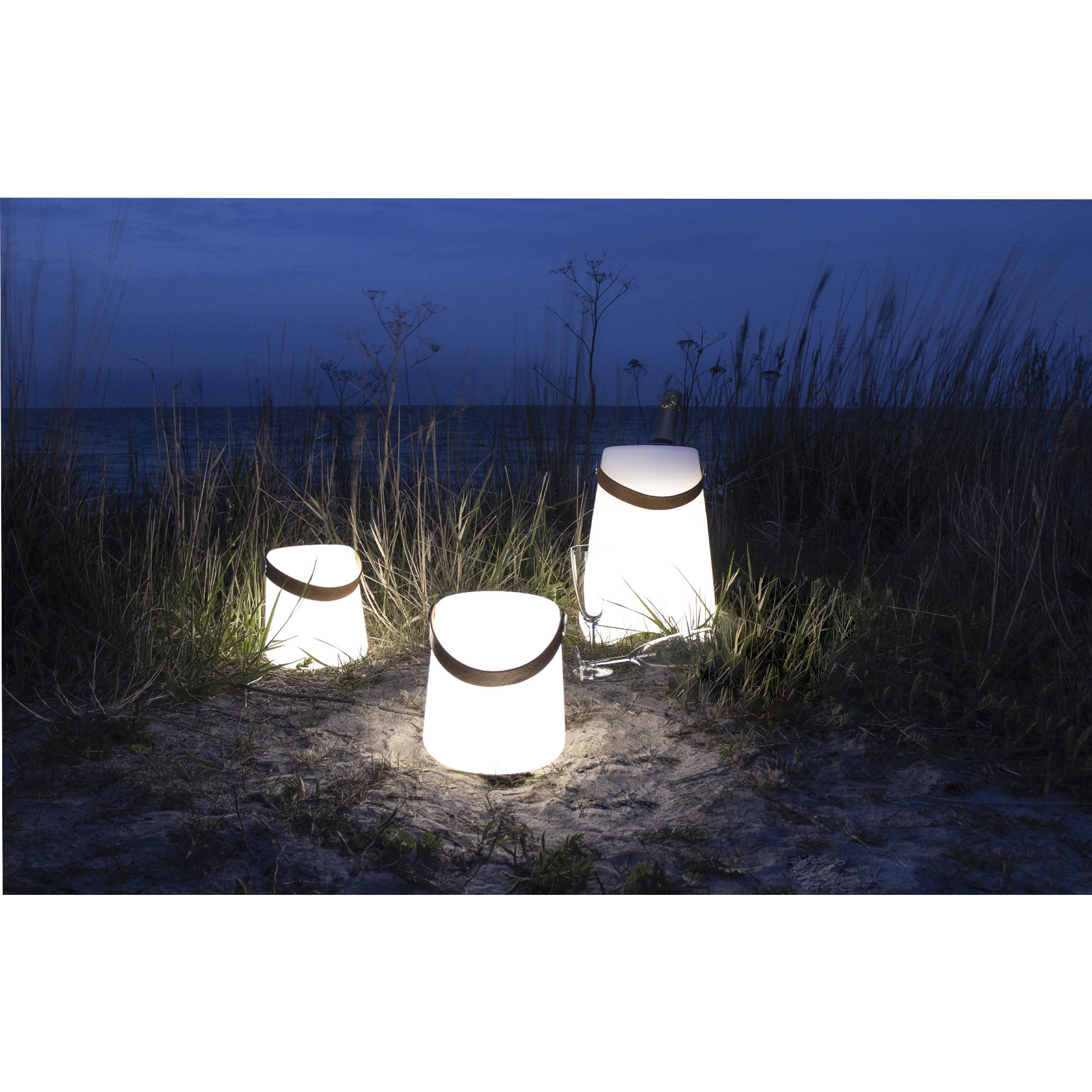 QUVIO LED Lamp – Draagriem – Oplaadbaar – Wit – 17x17x21 cm