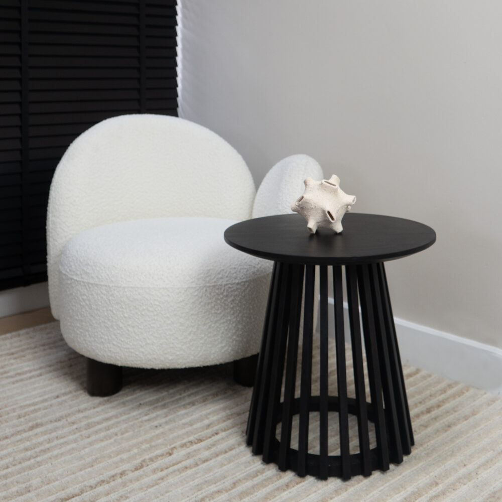 beige ornament, decoratief object, ornament, ornament beige, beige woonaccessoires, ornament van keramiek, decoratie, keramische ornament,