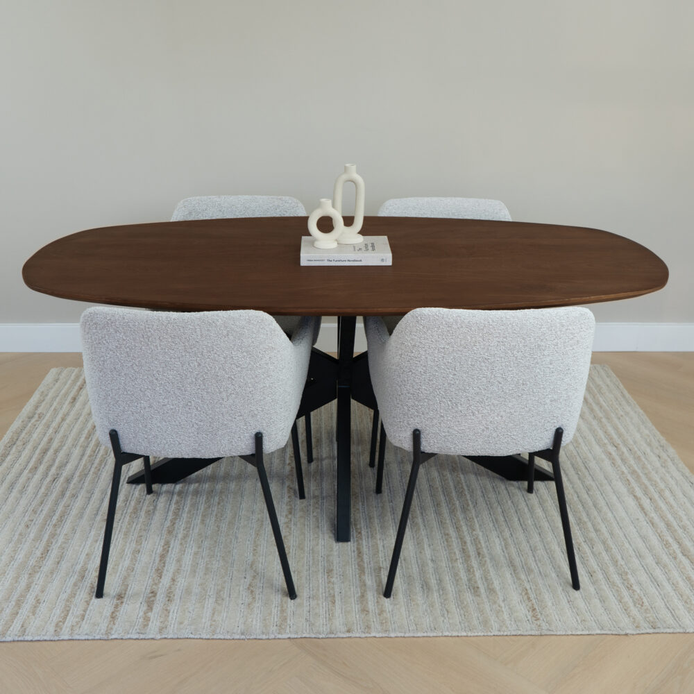 QUVIO Eettafel Sofia – Deens Ovaal – 180 x 90 cm – Stalen kruispoot – FSC® gecertificeerd mangohout – Bruin