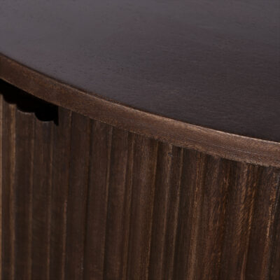 salontafel, salontafel Lonne, tafel, ronde salontafel, Lonne salontafel, walnoot bruine salontafel Lonne, detail