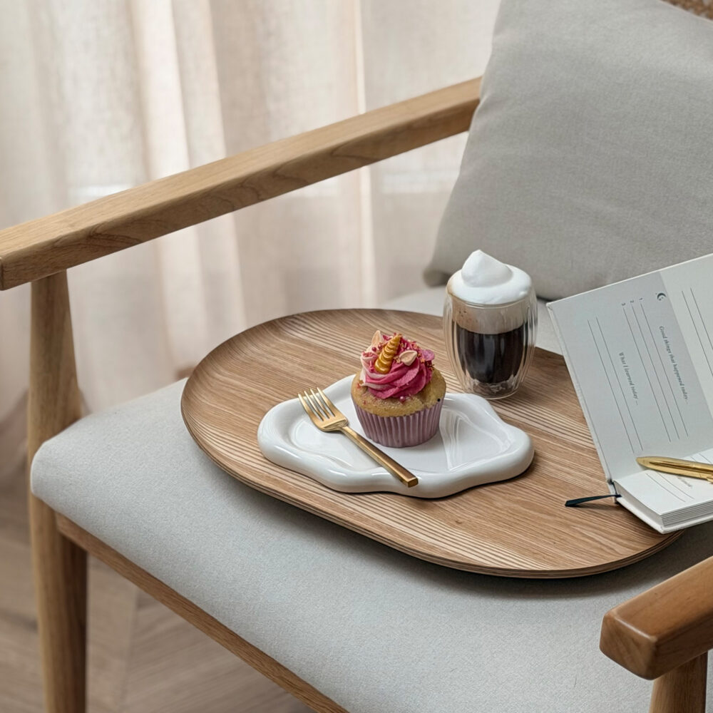 QUVIO Wit dienblad – Organisch – Keramiek – Wit