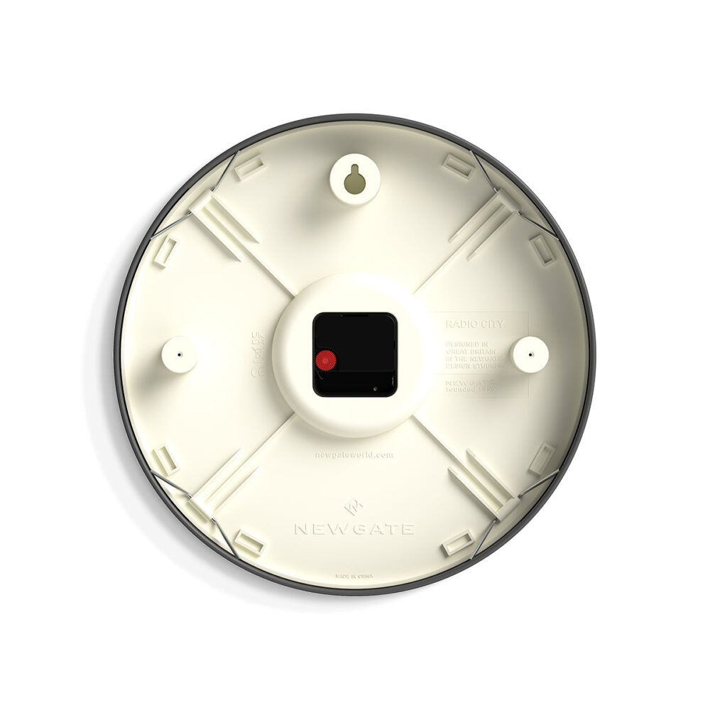 Newgate Radio City Wandklok – Blizzard grijs – Lijnen