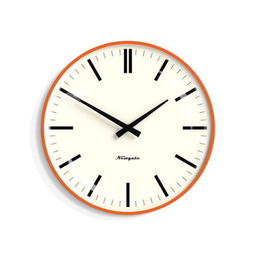 Newgate Radio City Wandklok – Pompoen oranje – Lijnen