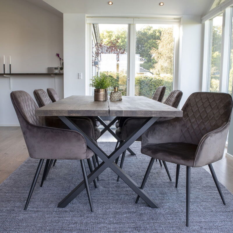 Velvet eetkamerstoelen op homeliving