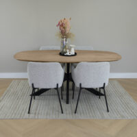 houten QUVIO eettafel Sofia, mangohouten eettafel, Eettafel Sofia, Sofia eettafel, Deens ovale eettafel, eettafel mangohout, eettafel, mangohout eettafel, Deense ovale tafelblad, eettafel van hout,