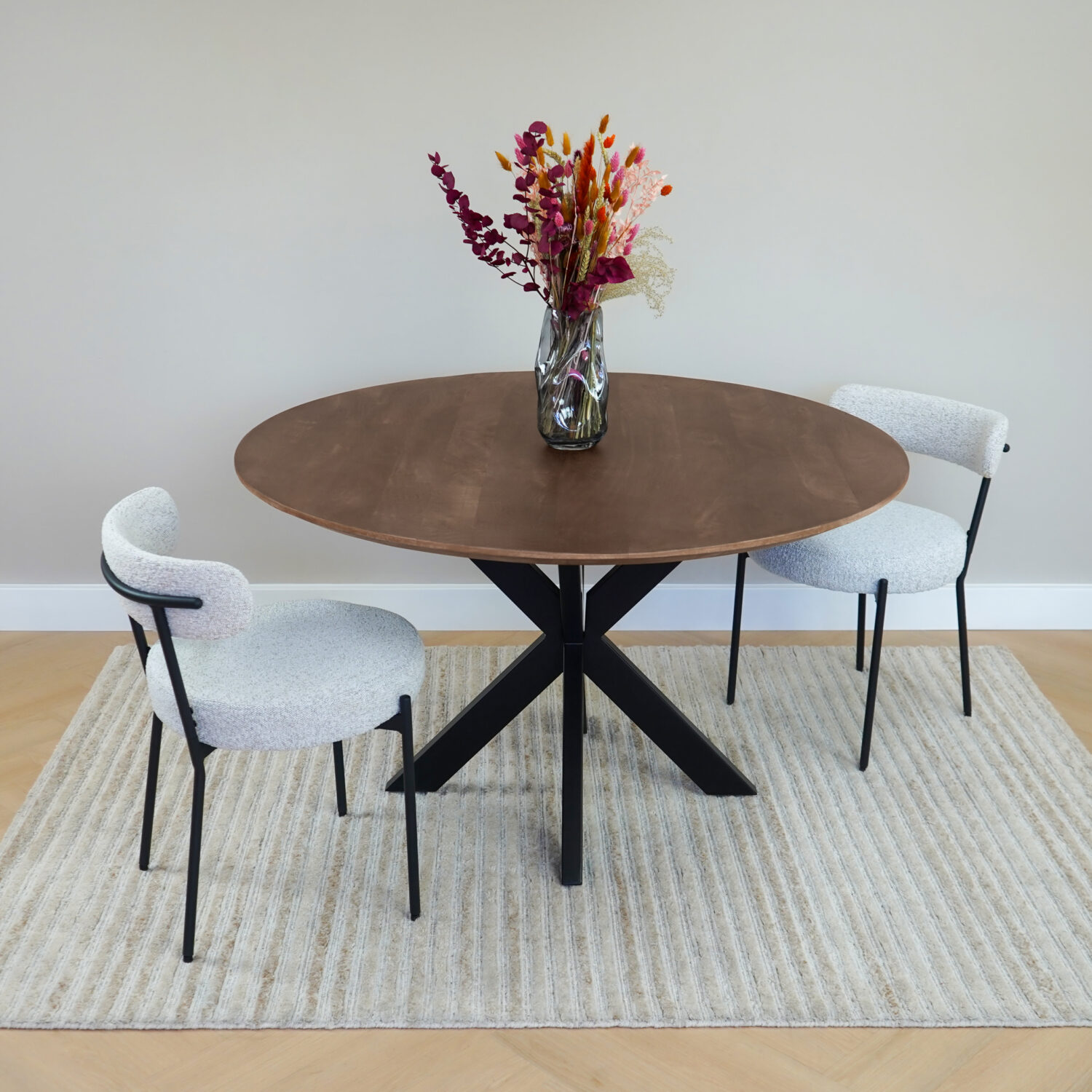 ronde eettafel van mangohout, eettafel, ronde eettafel, eettafel rond, mangohout eettafel, eettafel mangohout