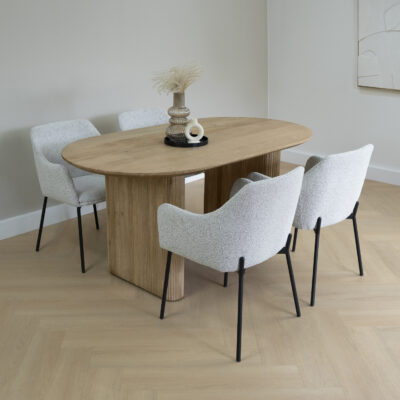 eettafel van 160x90 cm, eettafel Lynn, ovale eettafel, ovale eettafel van hout, houten eettafel, eettafel 160x90 cm, tafel, mangohout eettafel,