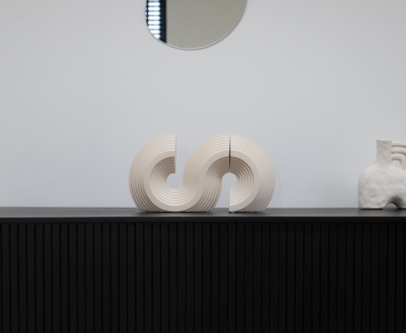 QUVIO Bijzettafel – Ovaal – Zwart