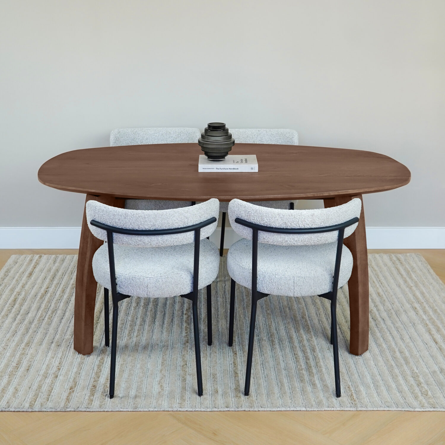 Deens ovale eettafel, eettafel Luna, eettafel, tafel, eettafel bruin, mangohout eettafel, eettafel mangohout, eettafel hout, eettafel Luna,