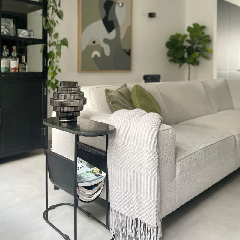 Grijze plaid bij homeliving