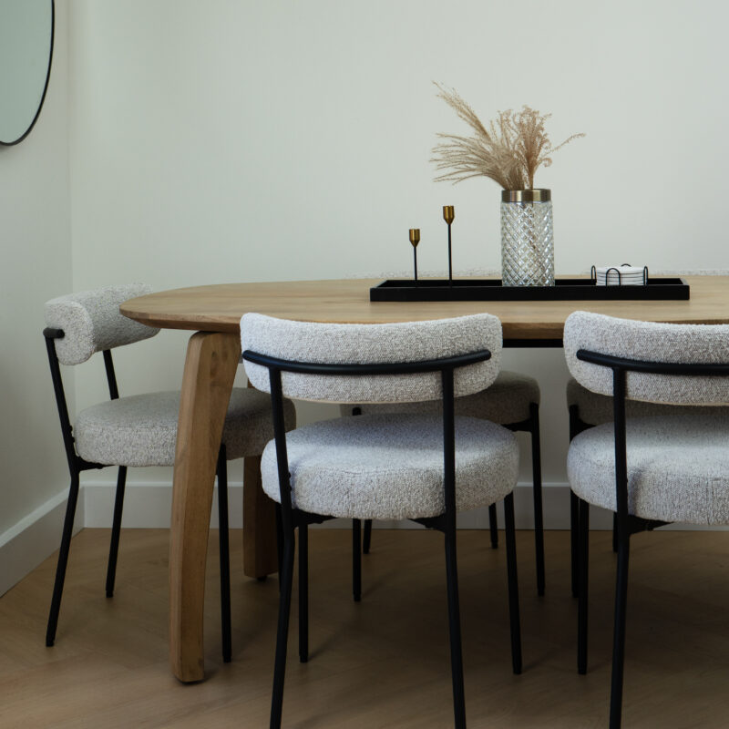 Houten Deens ovale eettafel 220 cm bij homeliving