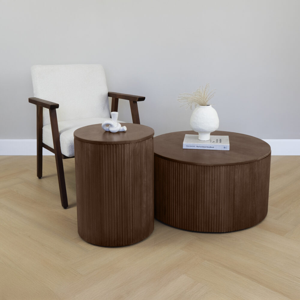 Bruine salontafel van mangohout, Bruine salontafel, salontafel Lonne, salontafel, salontafel van mangohout, Lonne salontafel, salontafel met opbergruimte, ronde salontafel van hout, sfeer 2