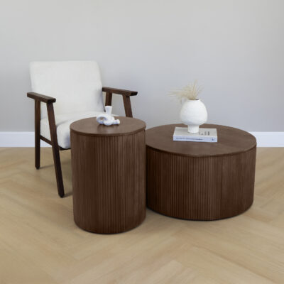 Bruine salontafel van mangohout, Bruine salontafel, salontafel Lonne, salontafel, salontafel van mangohout, Lonne salontafel, salontafel met opbergruimte, ronde salontafel van hout, sfeer 2