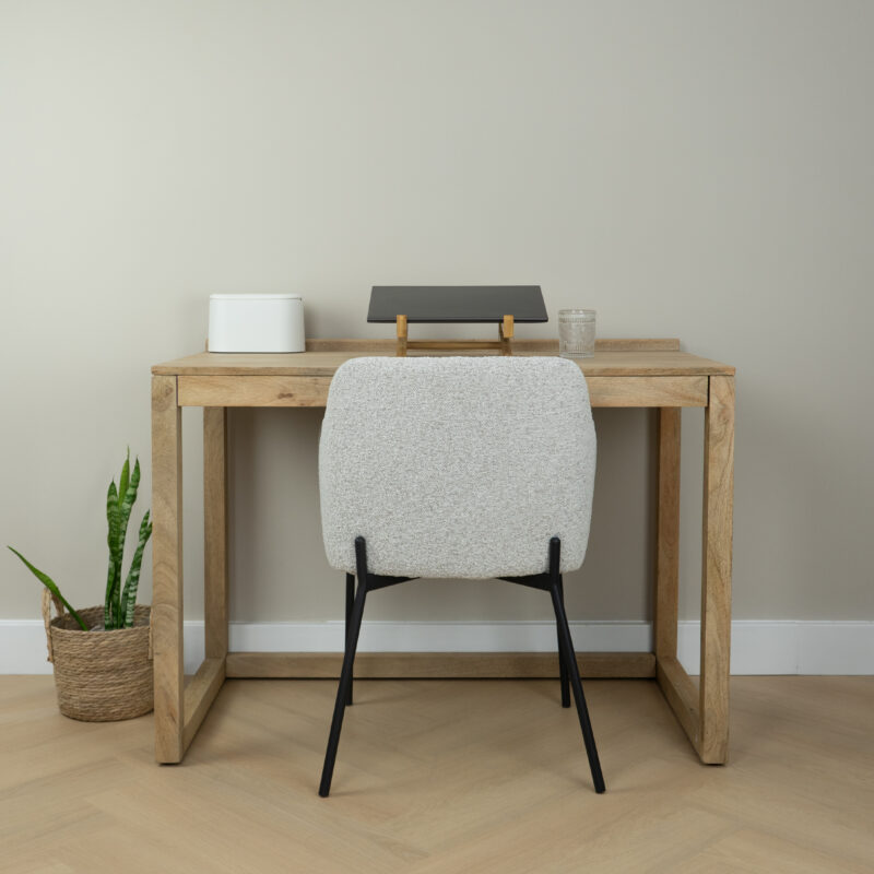 Houten bureau bij homeliving