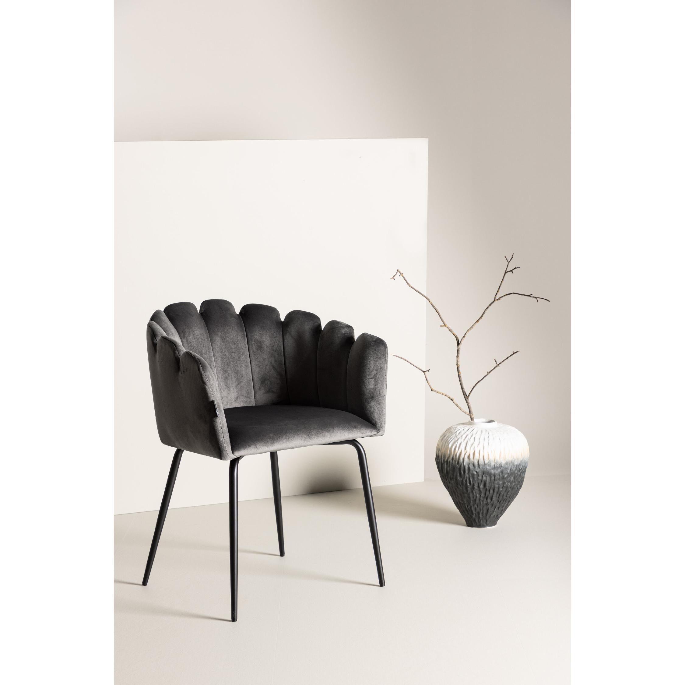 grijze velvet eetkamerstoel met armleuningen afbeelding 8