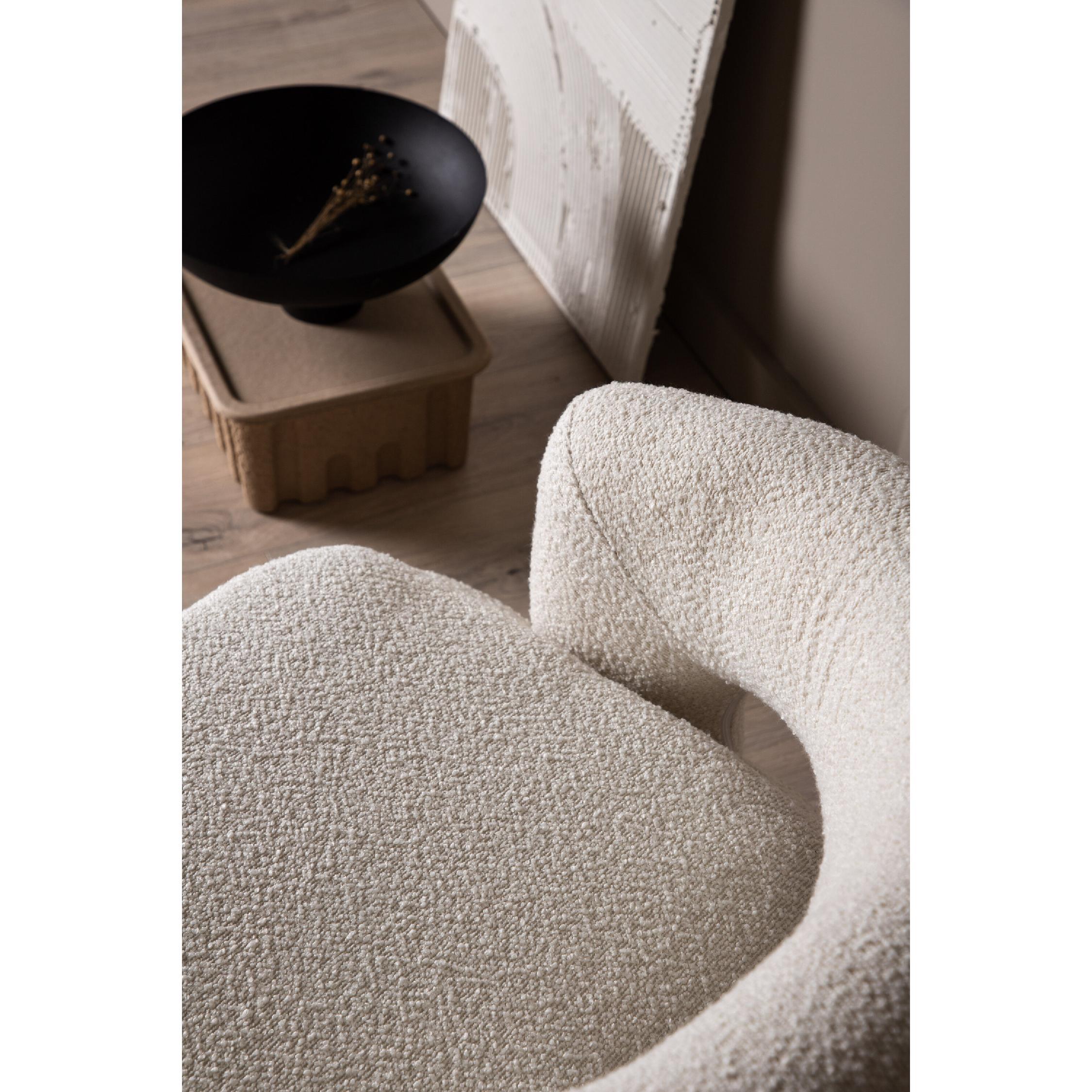 witte bouclé draaifauteuil Ellan met armleuning afbeelding 10