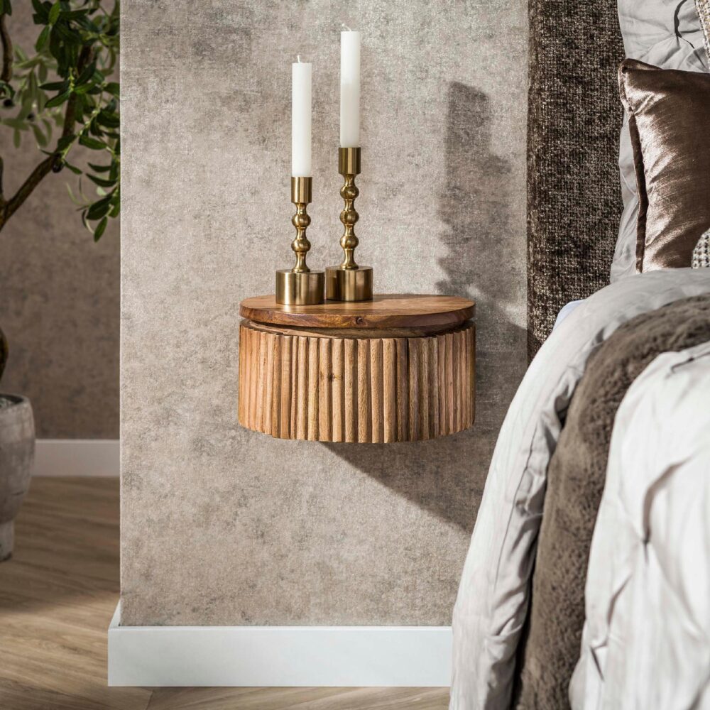 zwevend rond nachtkastje Sari mangohout afbeelding 3