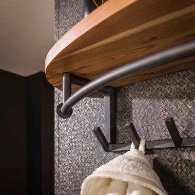 wandkapstok hout met roede en hoedenplank afbeelding 4