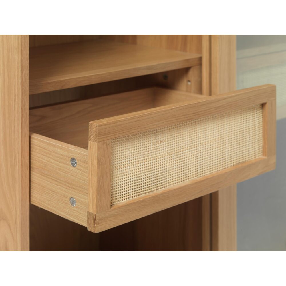 Enli eiken vitrinekast met glazen schuifdeuren afbeelding 7