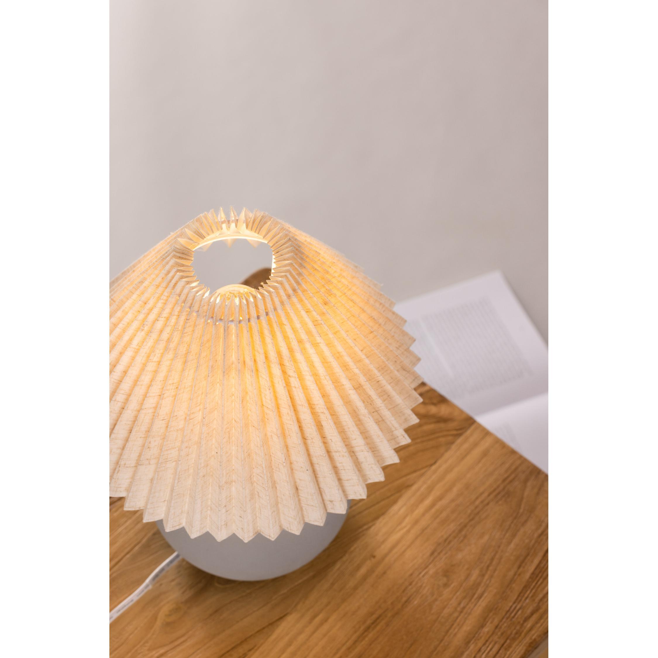 grijze betonnen tafellamp met linnen kap afbeelding 8