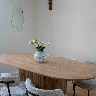 Jaro bouclé eetkamerstoelen wit afbeelding 6