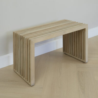 Halbankje, houten schoenenbankje, schoenenbankje, halbankje hout, schoenenbank, bankje,