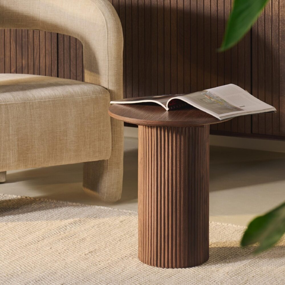 ronde walnoot bijzettafel Fenna afbeelding 6