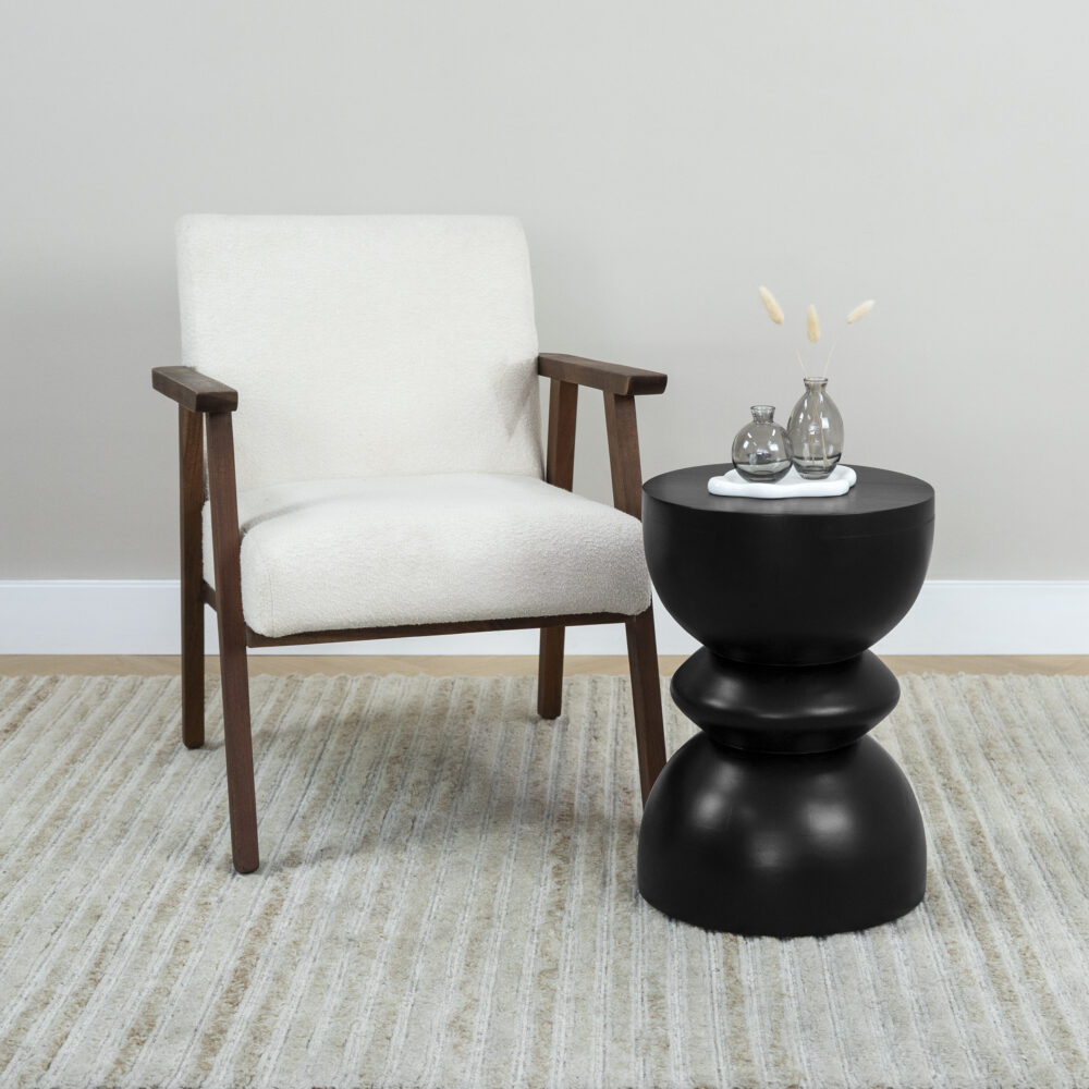 Zwarte ronde bijzettafel, tafel, zwarte bijzettafel, bijzettafel hout, bijzettafel rond, Zwarte ronde bijzettafel van mangohout, tafeltje, bijzettafel Luis, bijzettafel, bijzettafeltje,