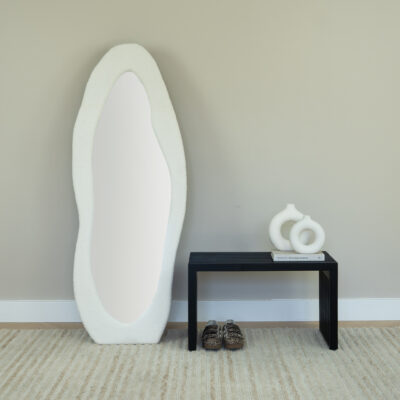 Vrijstaande spiegel, passpiegel, teddy, golvende vorm, staande spiegel, staande spiegel met golvende vorm, spiegel 160 cm, spiegel, teddy spiegel, vrijstaande spiegel,