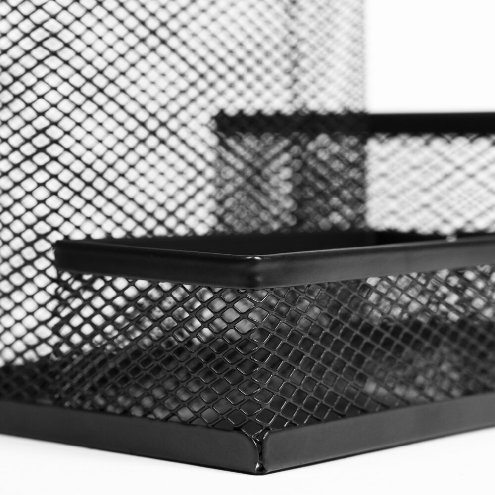 Zwart draadstalen bureau organizer