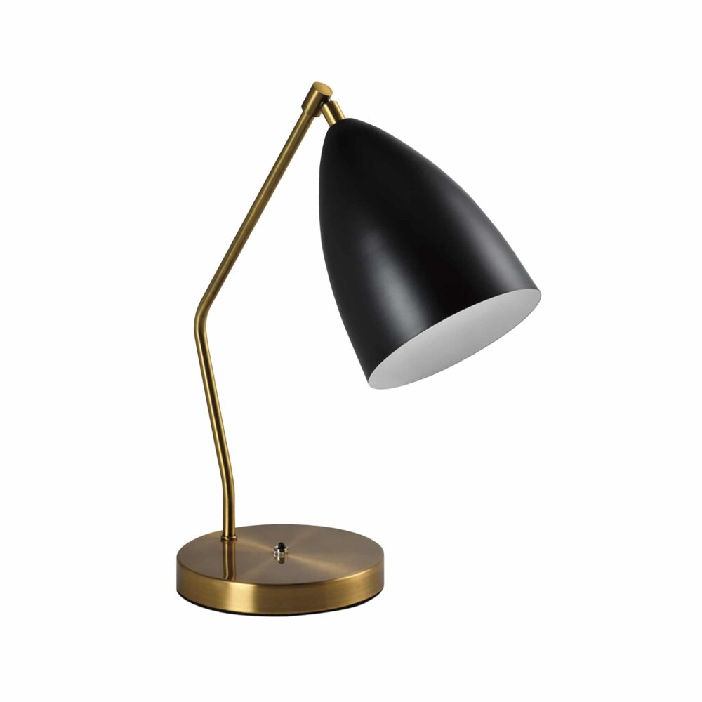 moderne zwarte lamp voor op een bureau