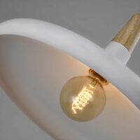 Metalen hanglamp in het wit