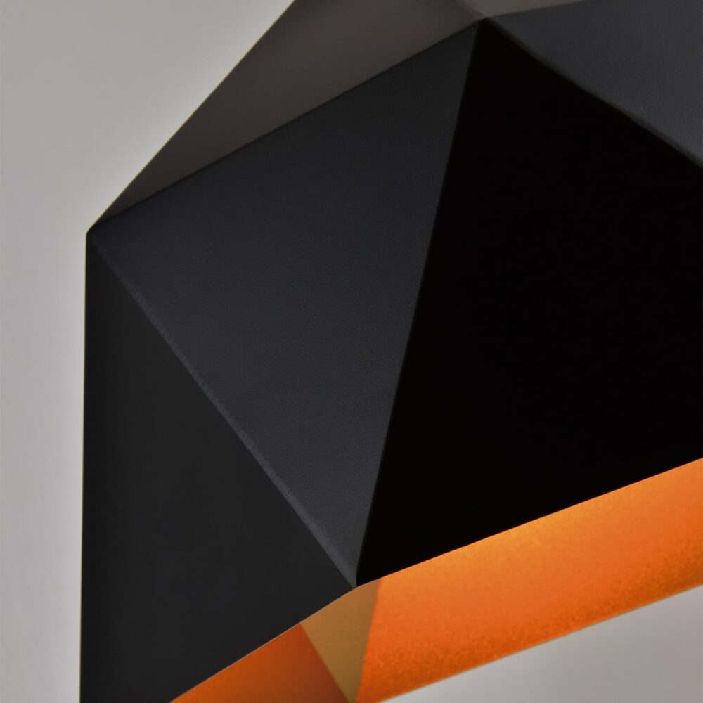 Hanglamp rechthoekig zwart met gouden binnenkant