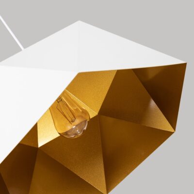 Witte hanglamp met gouden binnenkant