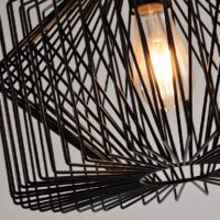 Hanglampen in het zwart met zwart stalen draad